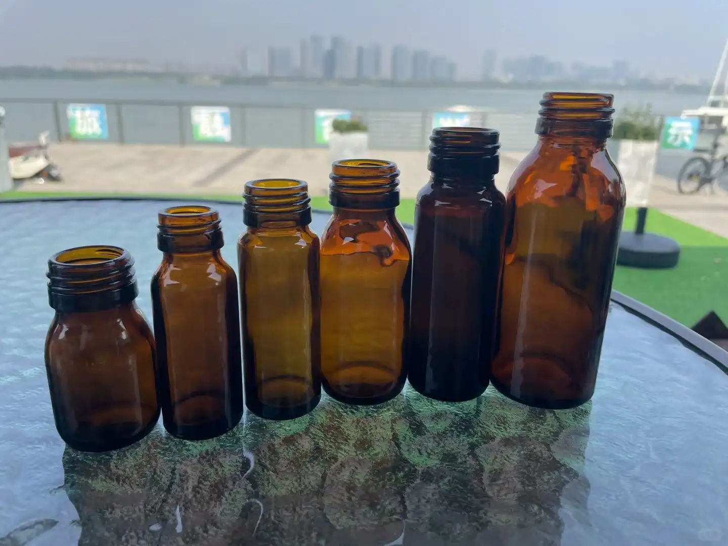 WHAT ARE THE TYPES OF GLASS FOR GLASS BOTTLES & JARS?